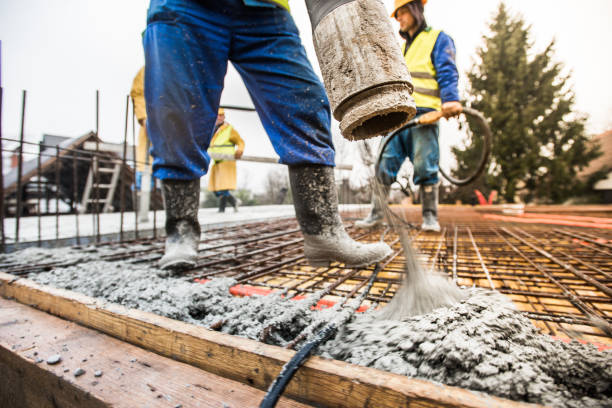 Best Concrete Sidewalk Installation  in Aurora, CO